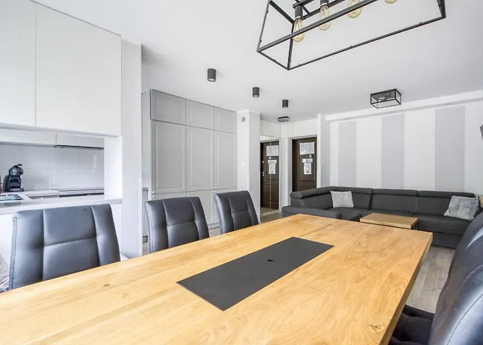 Labo Smocza 公寓 *